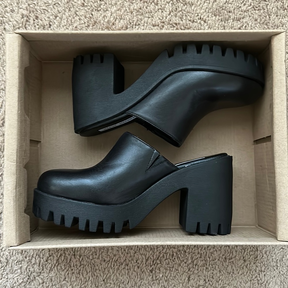 Steve Madden Bayside leather platform clogs 7.5